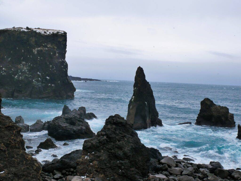 Valahnúkamöl Coastline on Reykjanes Peninsula